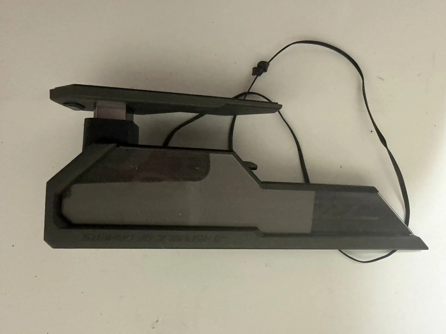 ASUS ROG Herculx RGB graphics-card holder