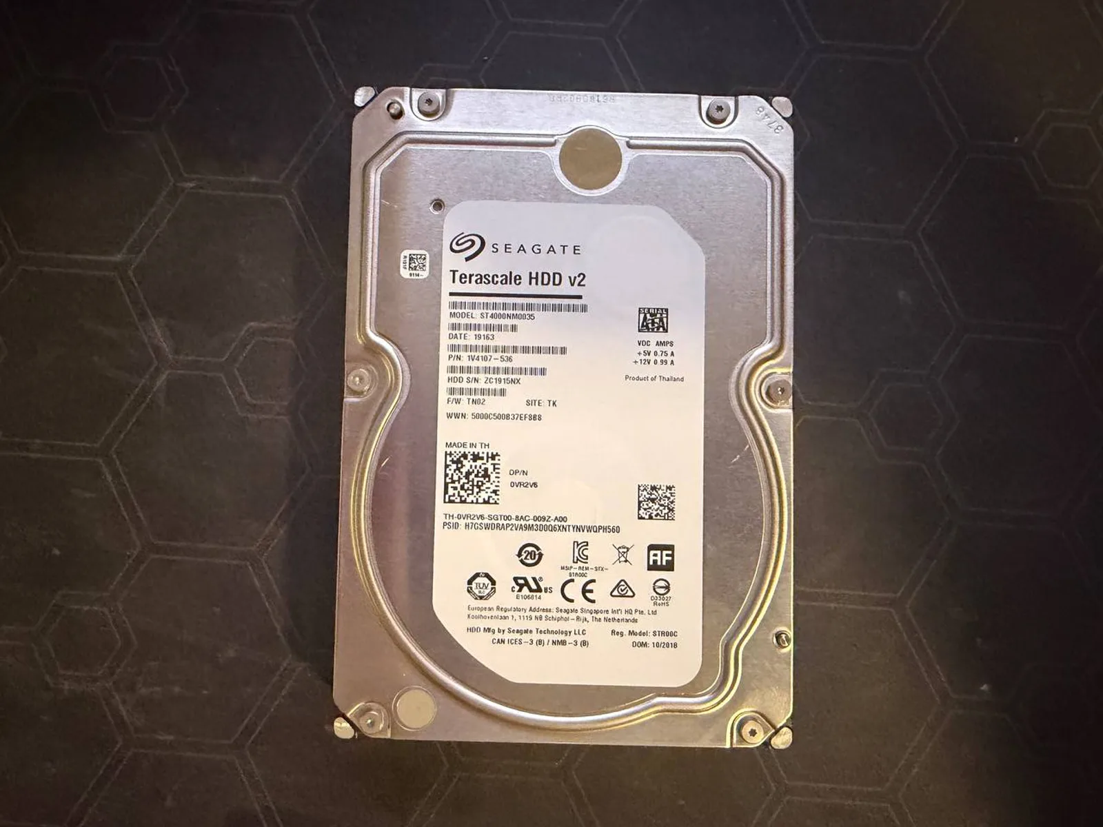 Seagate Terascale HDD v2 4TB serial ZC1915NX